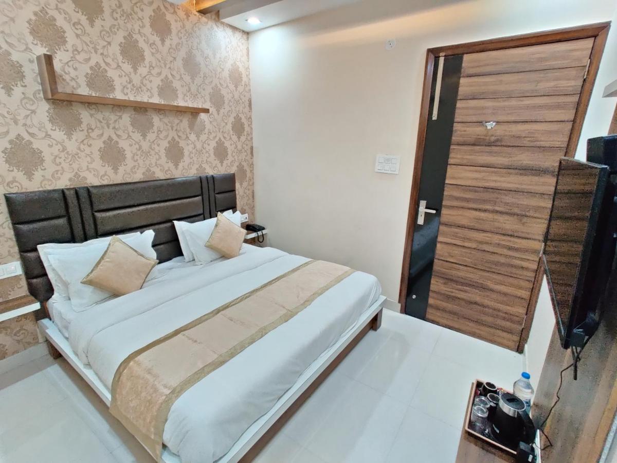 Hotel Guntas Residency Amritsar Zewnętrze zdjęcie