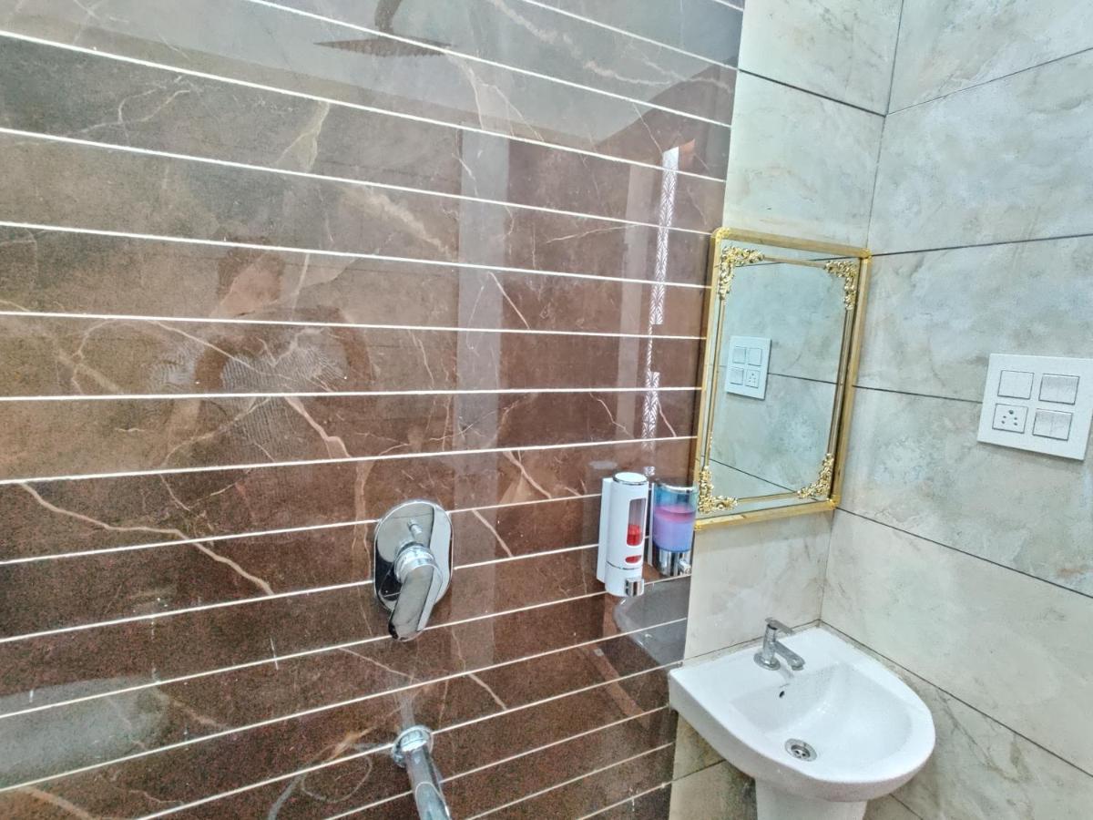 Hotel Guntas Residency Amritsar Zewnętrze zdjęcie