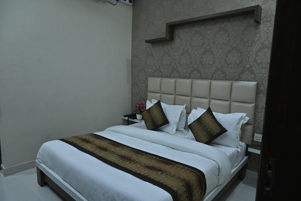 Hotel Guntas Residency Amritsar Zewnętrze zdjęcie