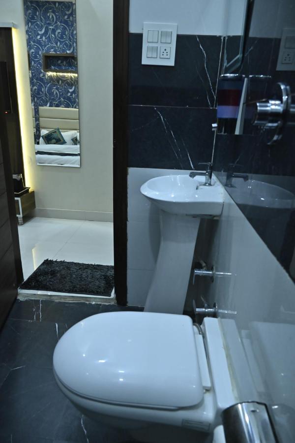Hotel Guntas Residency Amritsar Zewnętrze zdjęcie